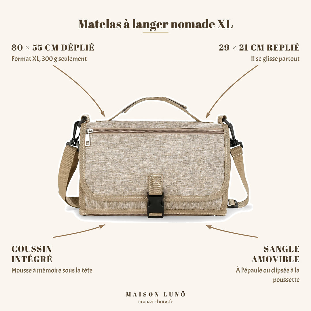 Matelas à langer nomade XL Maison Lunö — 80 × 55 cm déplié, 29 × 21 cm replié, coussin intégré et sangle amovible