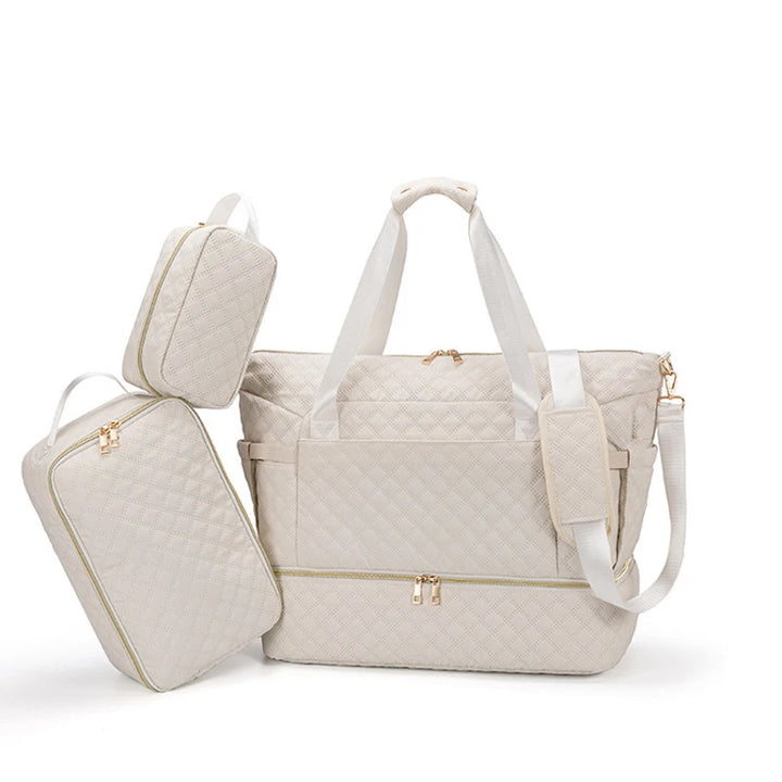 Sac à langer 3 pièces matelassé Maison Lunö — coloris crème, avec sa trousse et son sac à chaussures assortis